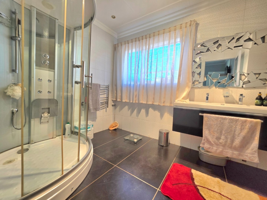 4 Bedroom Property for Sale in Panorama Free State